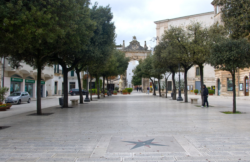 La piazza, il giorno dopo la festa: "La politica torni ad essere politica per il bene comune"