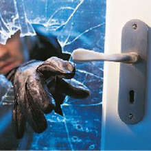 Topi di appartamento in trasferta da Bari. Arrestati a Cisternino