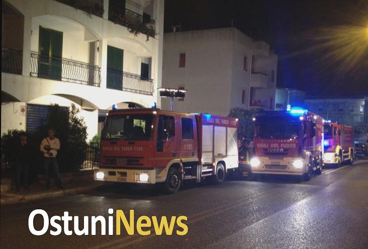 Ostuni: fuoco in un garage evacuata palazzina