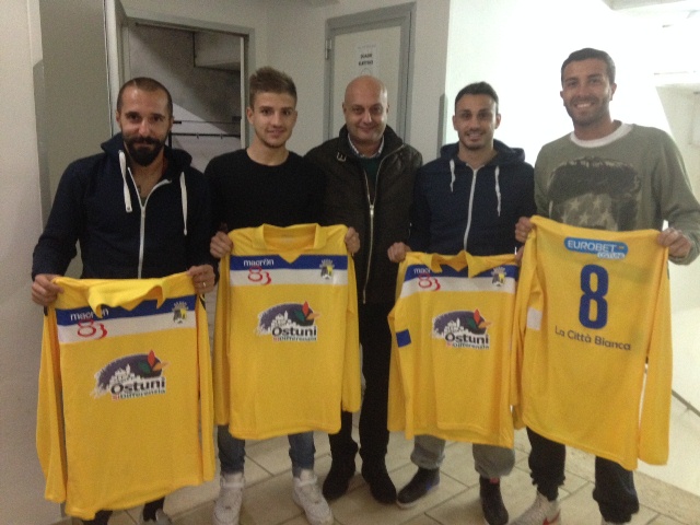 Calcio. L’ Ostuni del dg Santomanco mette a segno quattro colpi di mercato