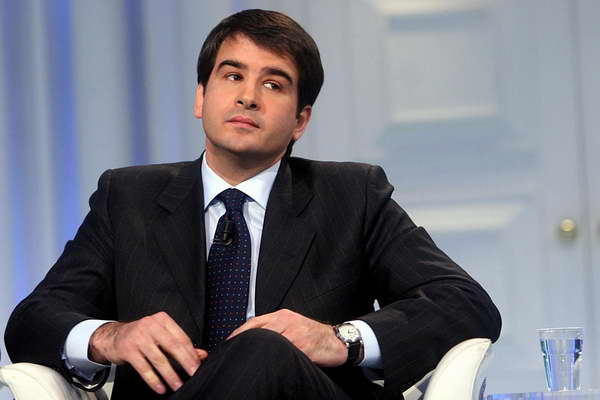 Cisternino. Luca Convertini nuovo sindaco, i complimenti di Fitto