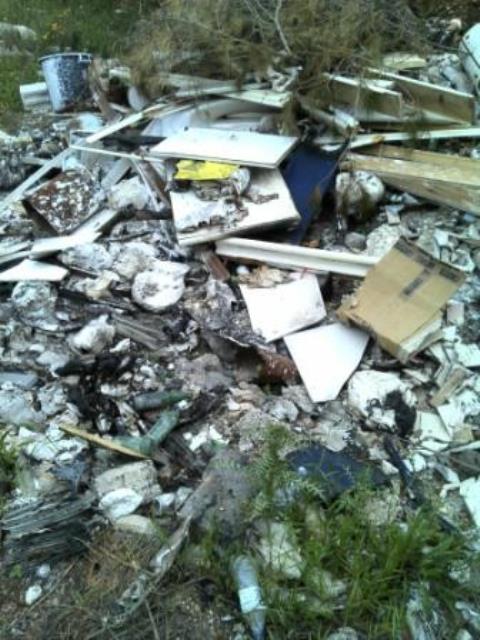 Gestione illecita di rifiuti, deferite tre persone dal Corpo Forestale della Stazione di Ostuni