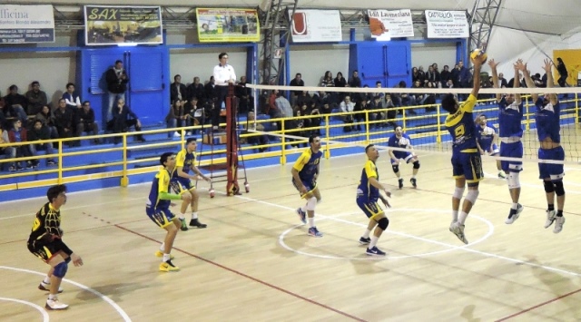 Volley. Pallavolo 2000 Orthogea Ostuni, sconfitta al tie-break contro Galatina