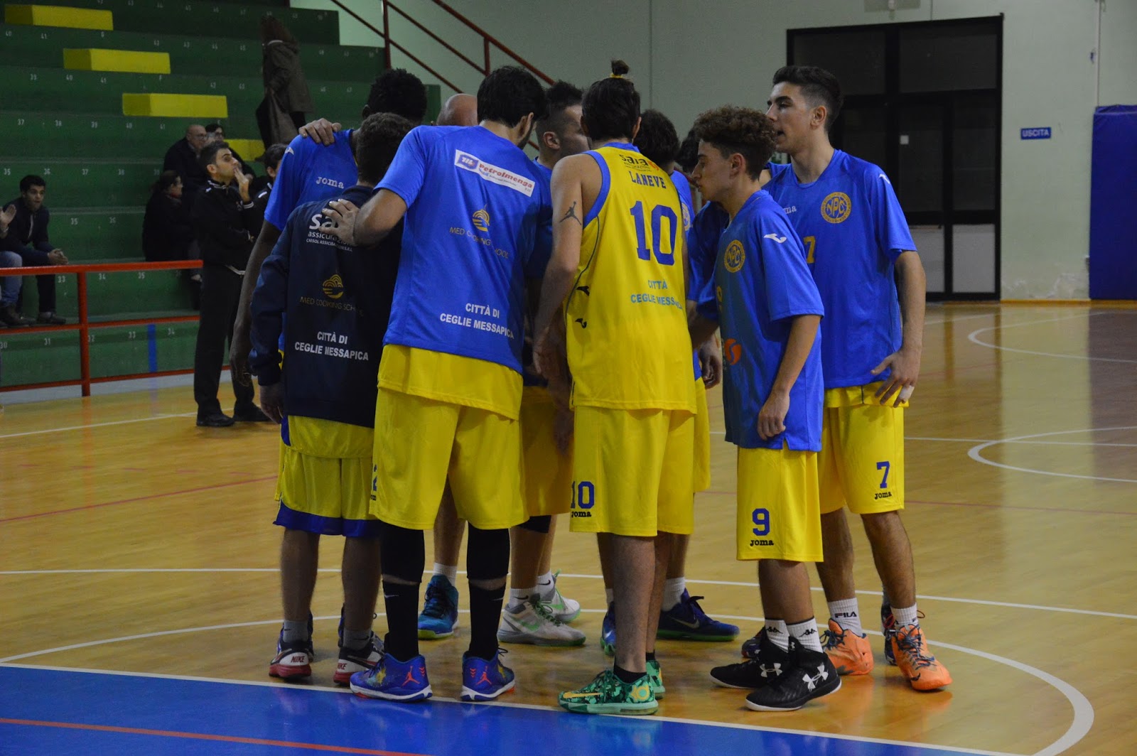 Nuova Pallacanestro Ceglie. Vittoria e testa della classifica