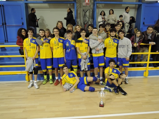 Volley. Pallavolo 2000 Sax Risto Pub Ostuni Campione Provinciale U17