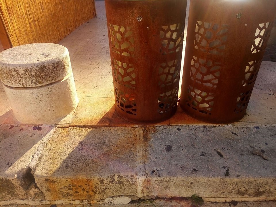 Ceglie Messapica: Ancora polemiche social per i contenitori in corten