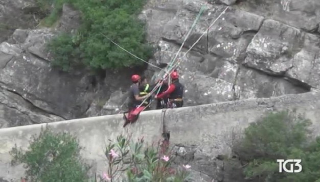 Piena del Raganello. Ritrovati vivi i pugliesi dispersi. Non ce l’ha fatta un uomo di Cisternino.