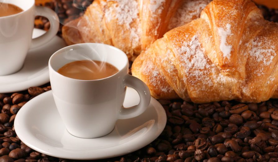 Basta bar a scuola, solo macchinette. Scialpi contro la Provincia: “Un grande appalto e niente più”