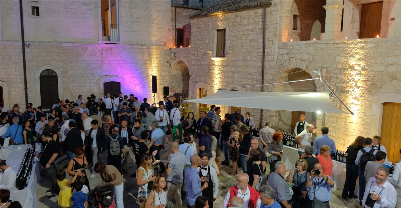 Due aziende della Valle d’Itria al salone dei vini e degli oli del Sud Italia
