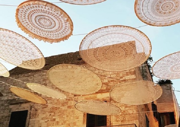 Rainbow. Arte e artigianato nel cielo di Cisternino
