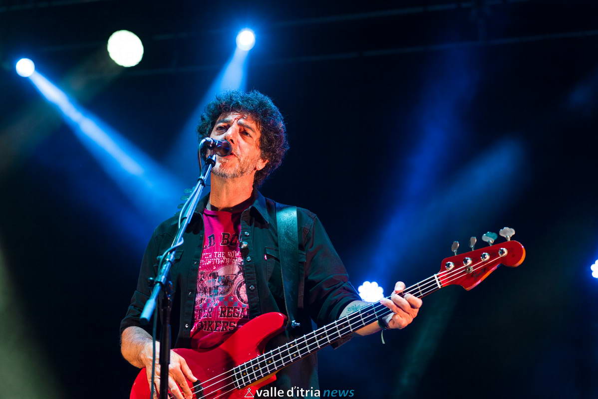 Il vento d’estate di Max Gazzè “scende in palco” a Ostuni: all’Arena Bianca 2 ore di successi