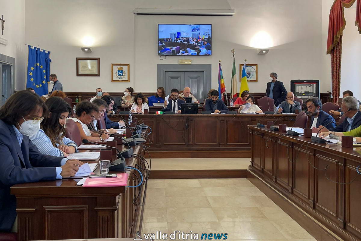 Antenna Iliad e lite ai Portici. Se ne parlerà nel Consiglio comunale del 4 febbraio