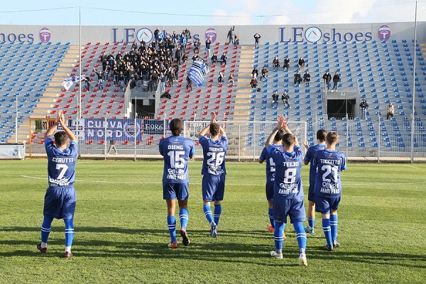 Martina calcio. Il 2023 inizia con una sconfitta. Pizzulli: “Ci è mancata cattiveria in fase offensiva”