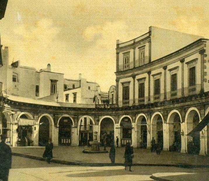 Vincolo ai Portici. Comune: “Orgogliosi dell’impegno civico dei comitati”