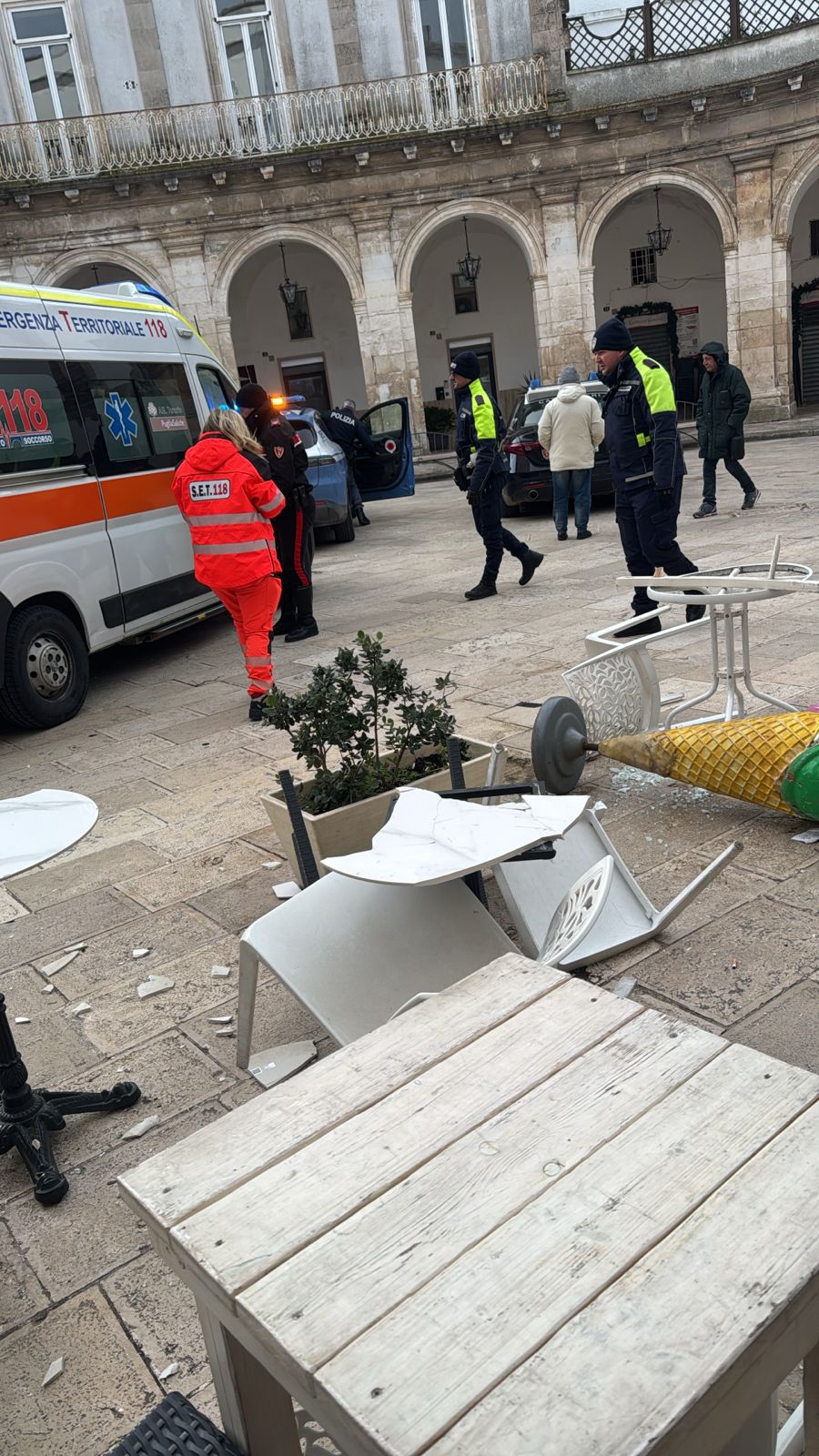 Lite in Piazza Immacolata. Lillo: “Martina Franca come il Bronx”. Serio: “Non strumentalizzare”