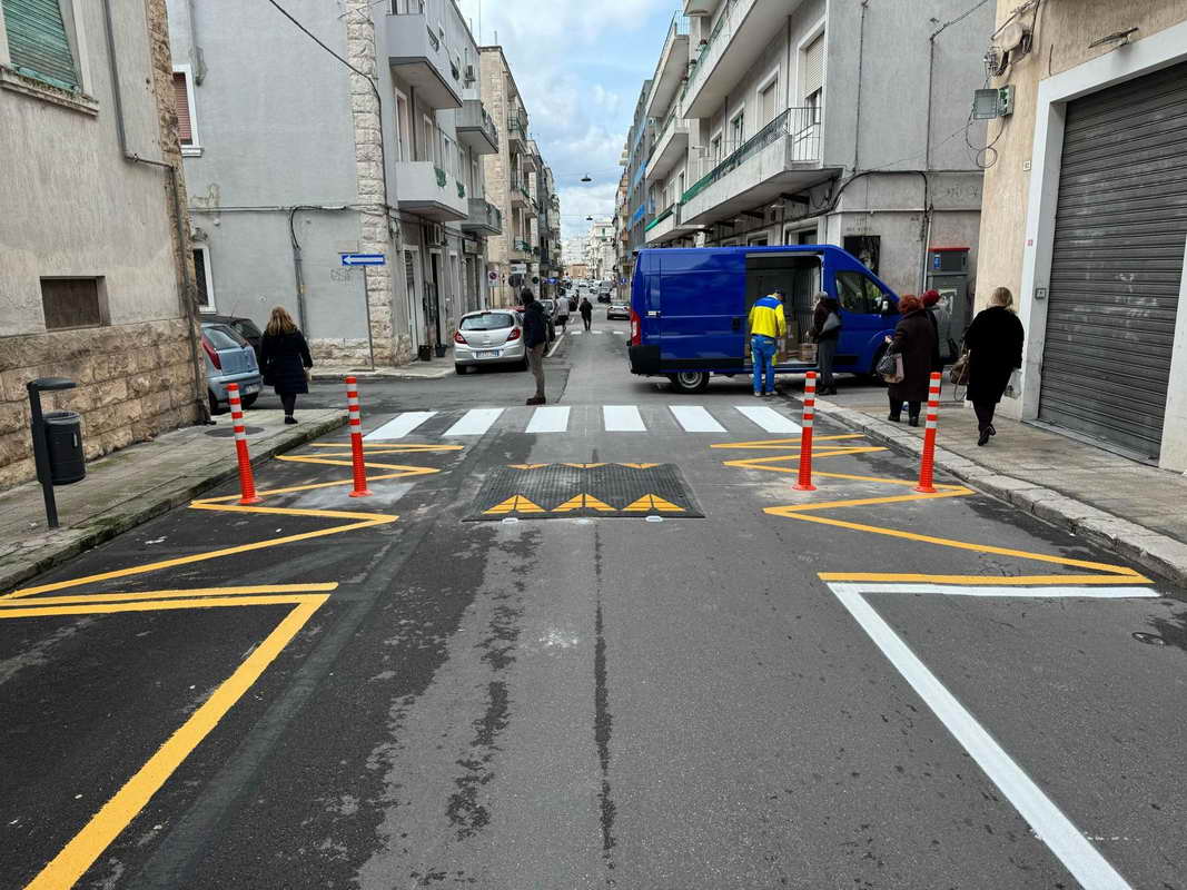 Più sicurezza per pedoni e automobilisti: avviata la sperimentazione dei dossi berlinesi