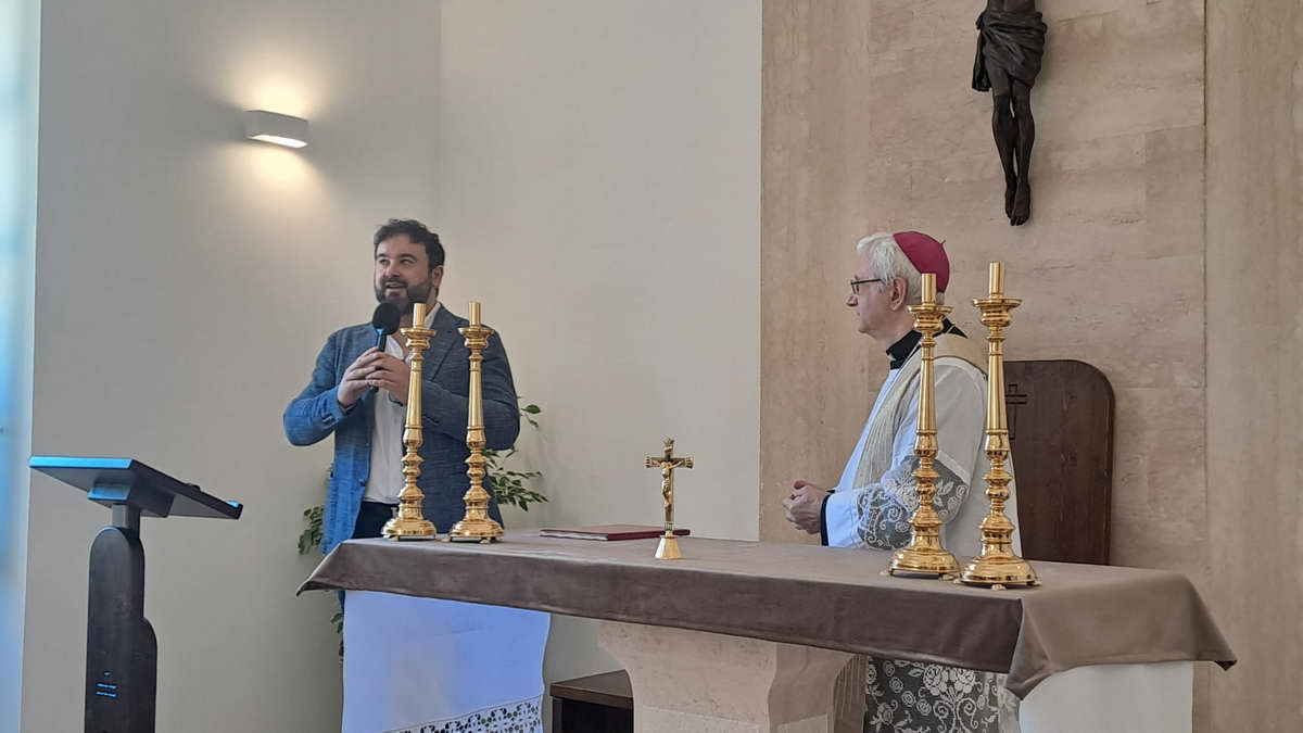 Cimitero comunale. Dopo il ripristino riconsegnata la Chiesa
