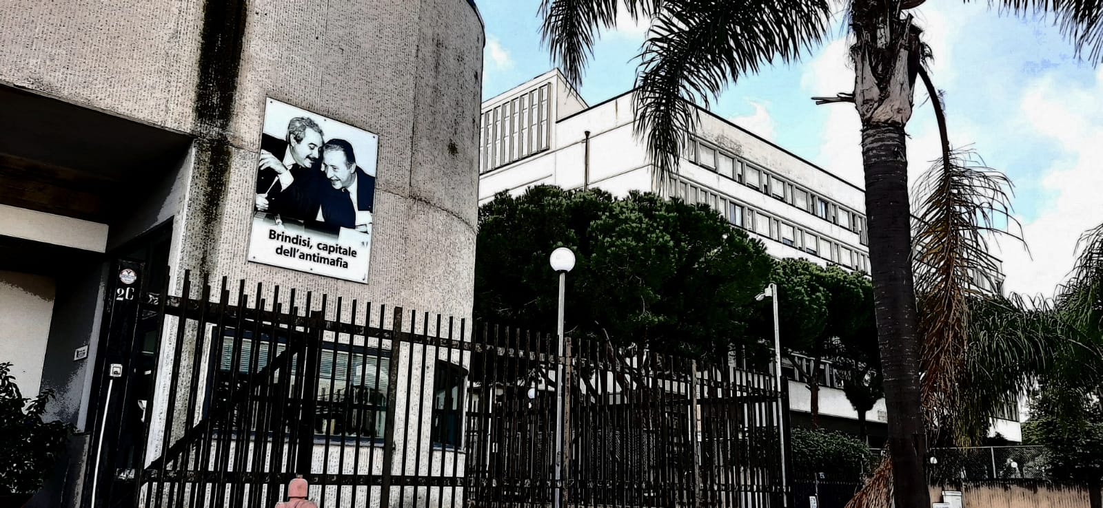 Cannabis light: il GIP di Brindisi impugna il Decreto Sicurezza davanti alla Corte Costituzionale