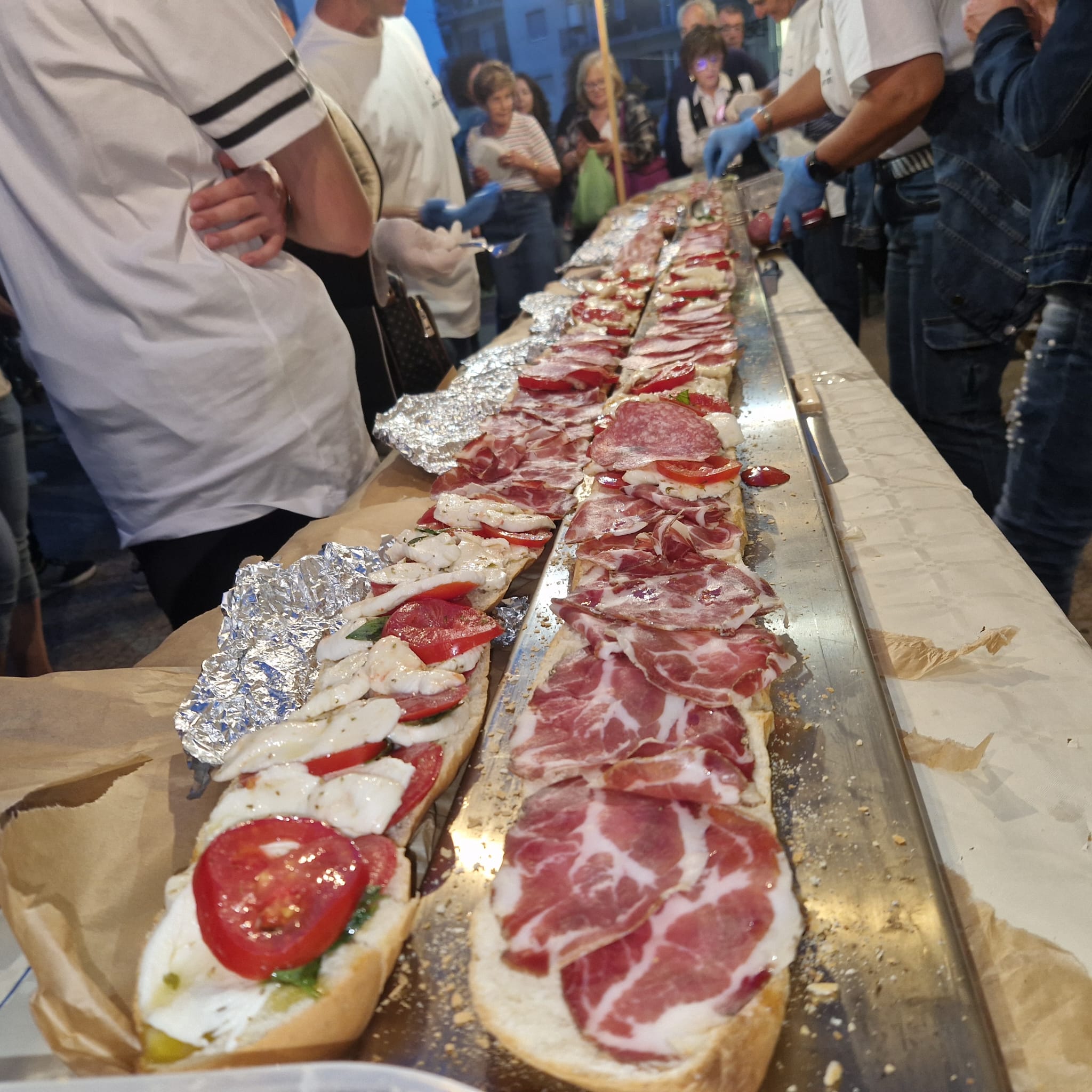 Domani la festa del Votano, con il panino da 4,5 metri