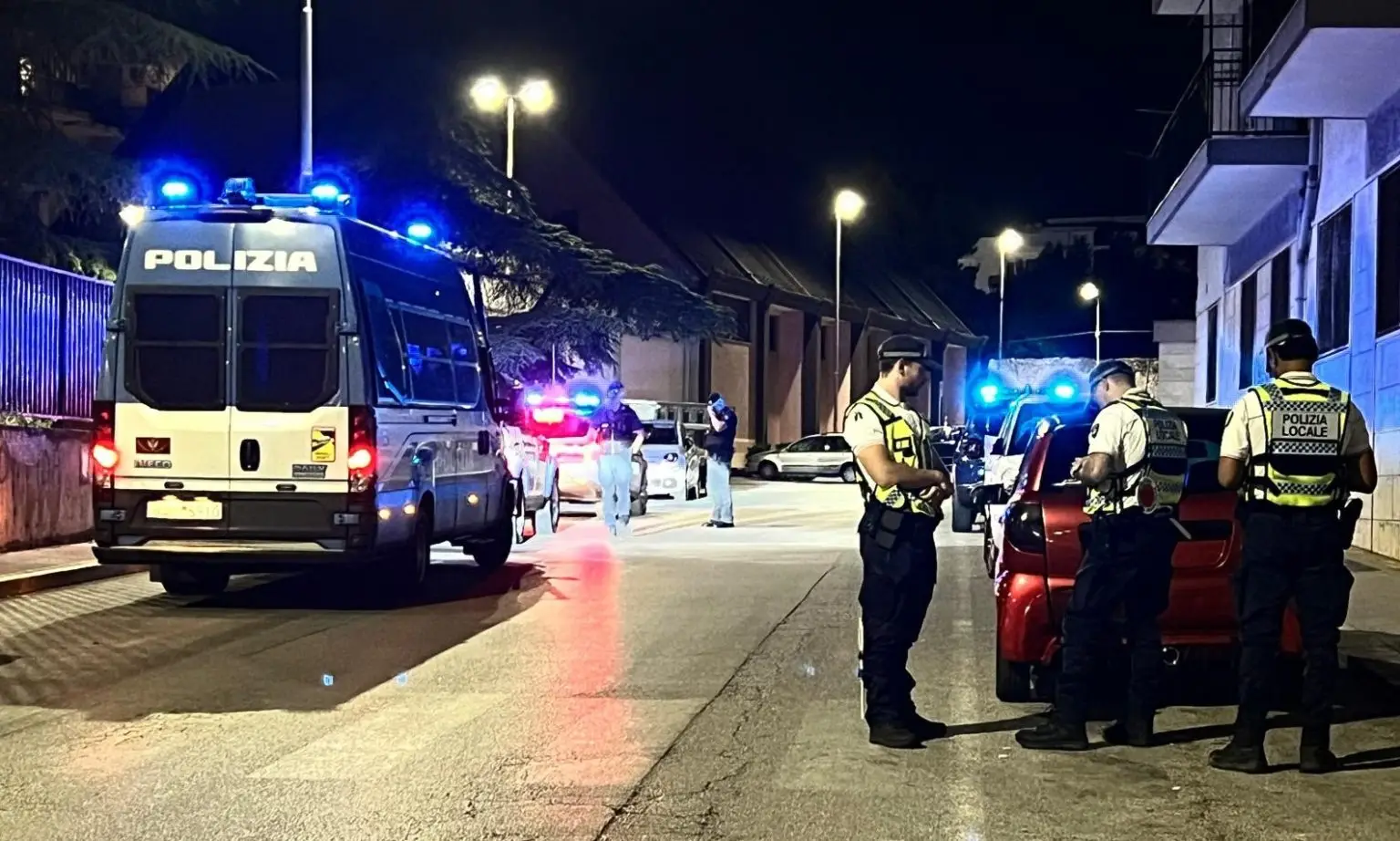Movida molesta. Venerdì controlli a tappeto. Oltre 300 identificati. Un arresto